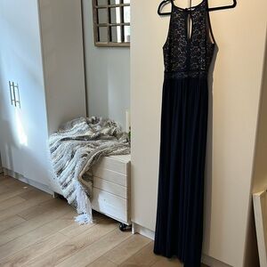 Laura size 8 floor length dress navy blue